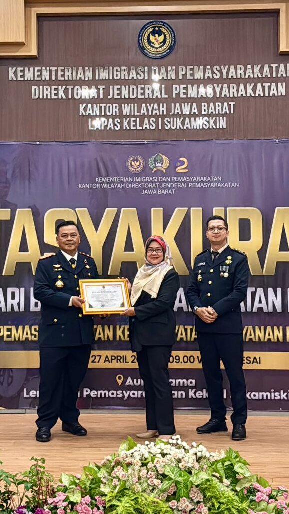 UT Bandung raih penghargaan