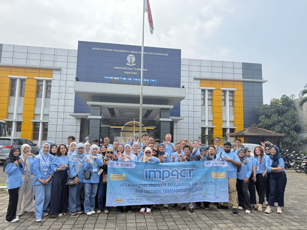 Foto bersama peserta IMPACT 2026 di UT Bandung