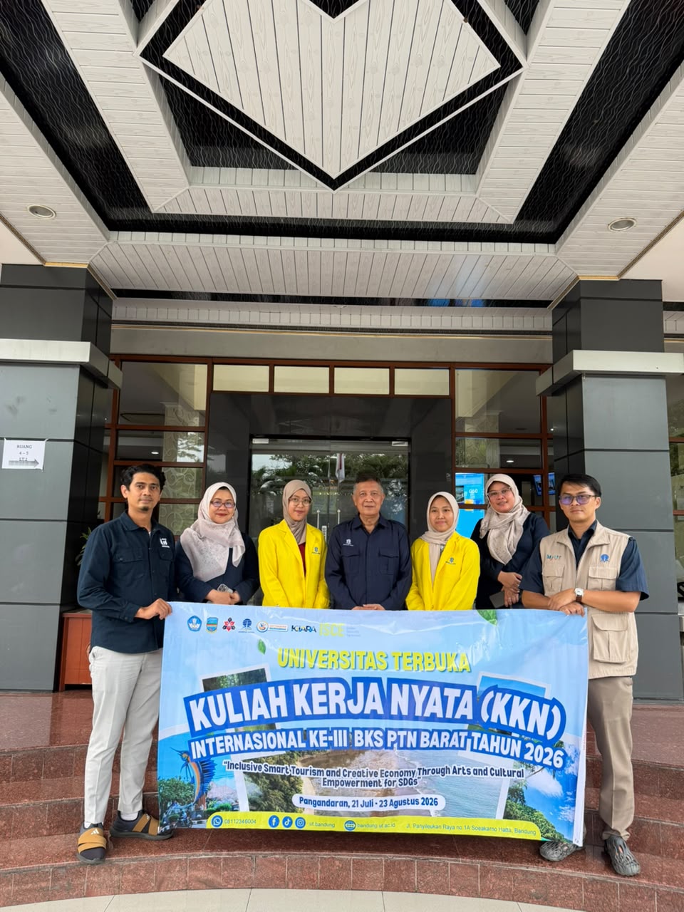 Mahasiswa UT Bandung Dilepas Mengikuti KKN Internasional ISCE 2026 BKS-PTN Barat, Siap Wujudkan Pengabdian Berdampak