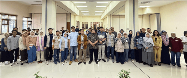 Pelatihan AI Bekali Mahasiswa UT Bandung Tingkatkan Kualitas Karya Tulis Ilmiah di Era Digital