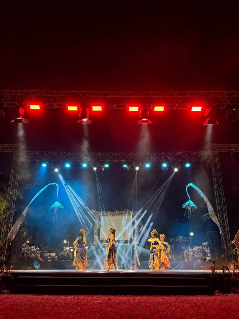 Pertunjukan Seni Budaya Penutupan KKN Internasional 2026