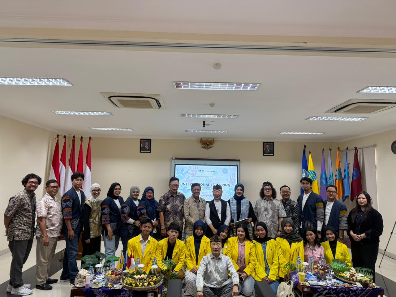 Transformasi Seni Jadi Landmark Budaya: Prodi Pariwisata UT Gelar International Lecturing Bersama Pakar Korea Selatan