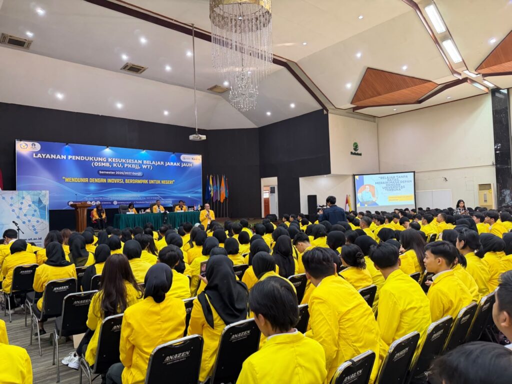 Peserta OSMB dan PKBJJ UT Bandung antusias mengikuti materi